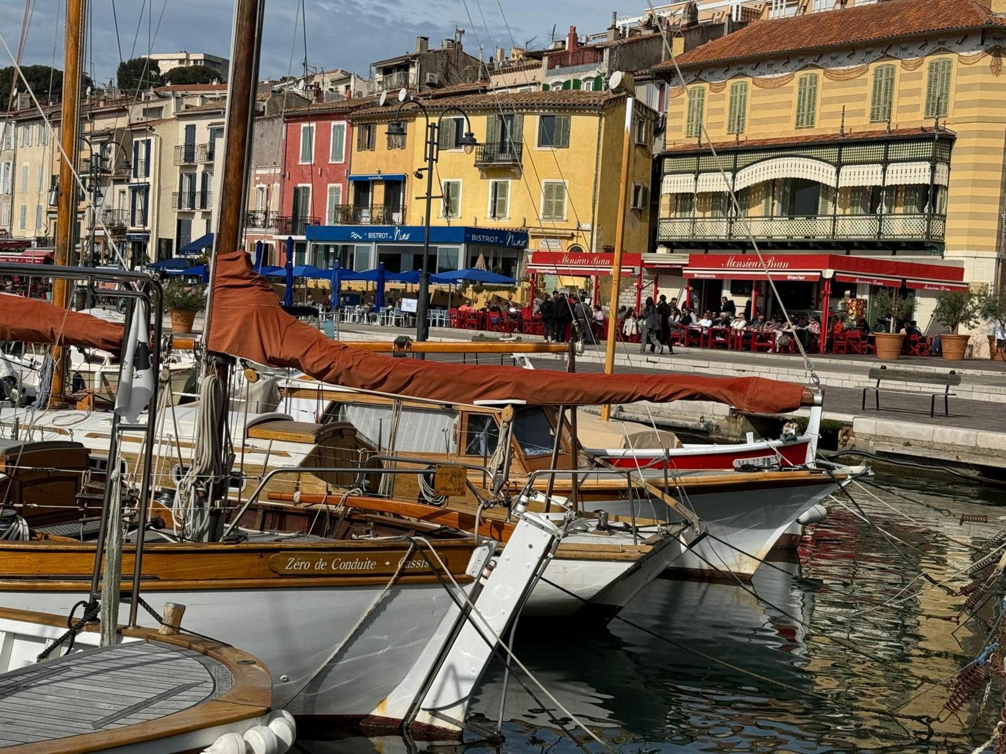 Les Jardins De Cassis - Parking Gratuit & Piscine Chauffee Otel Dış mekan fotoğraf